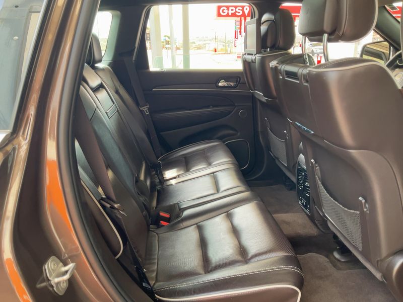Jeep Grand Cherokee 3.6 V6 Overland 2019 – снимка 19
