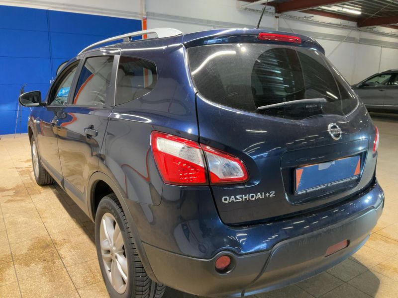 Nissan Qashqai+2 2.0 Acenta — zdjęcie 3