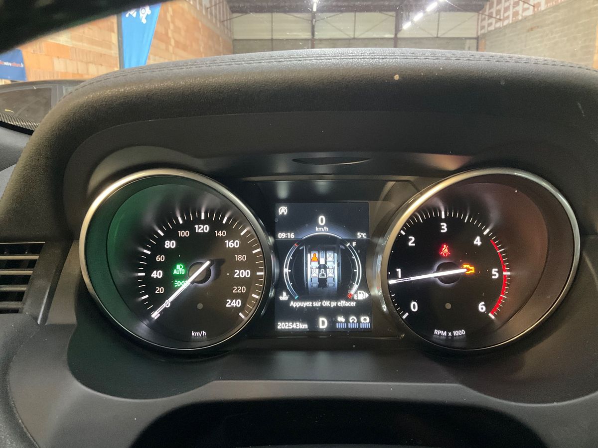 Land Rover 2017 — photo 19