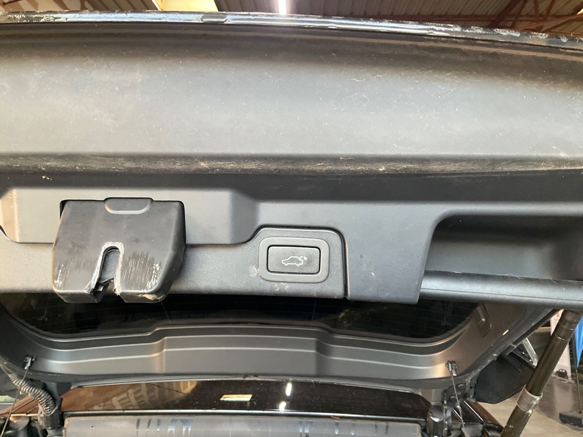 Land Rover 2017 — photo 62