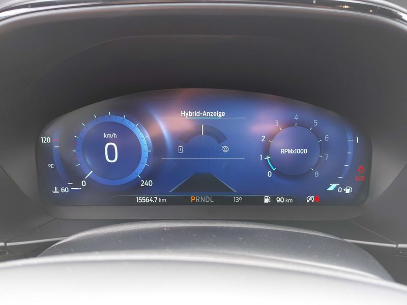 Ford Focus 1.0 EcoBoost Mild-Hybrid ST-Line X — zdjęcie 12