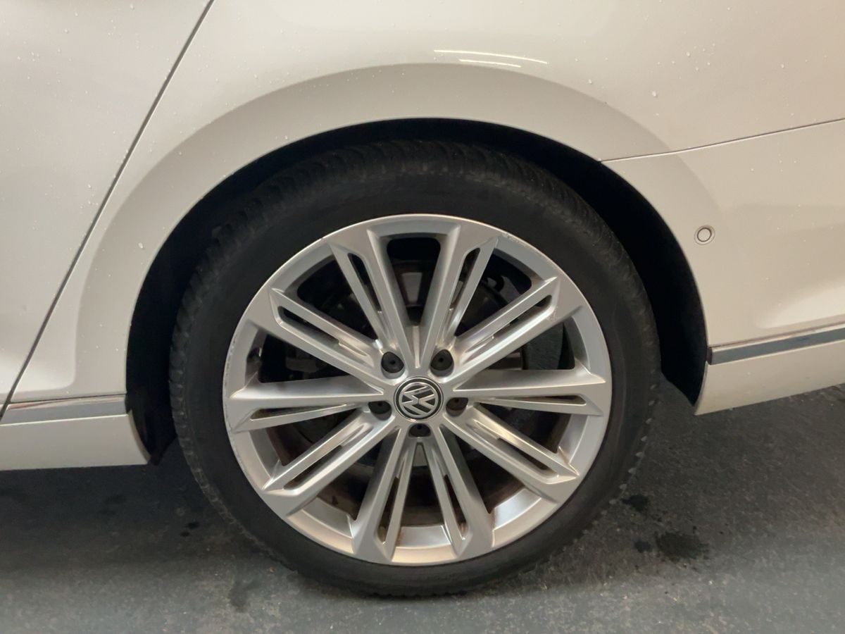 Volkswagen Passat 2016 — photo 6