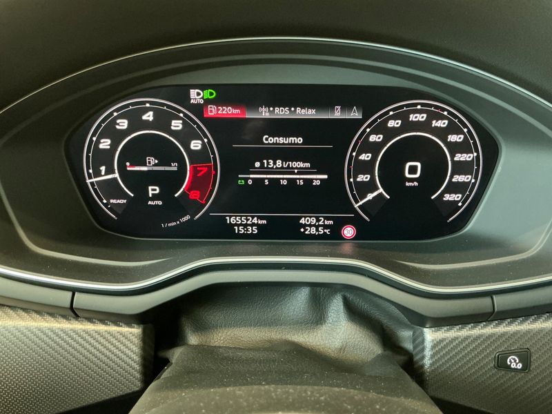 Audi RS 4 2.9 TFSI quattro — zdjęcie 13