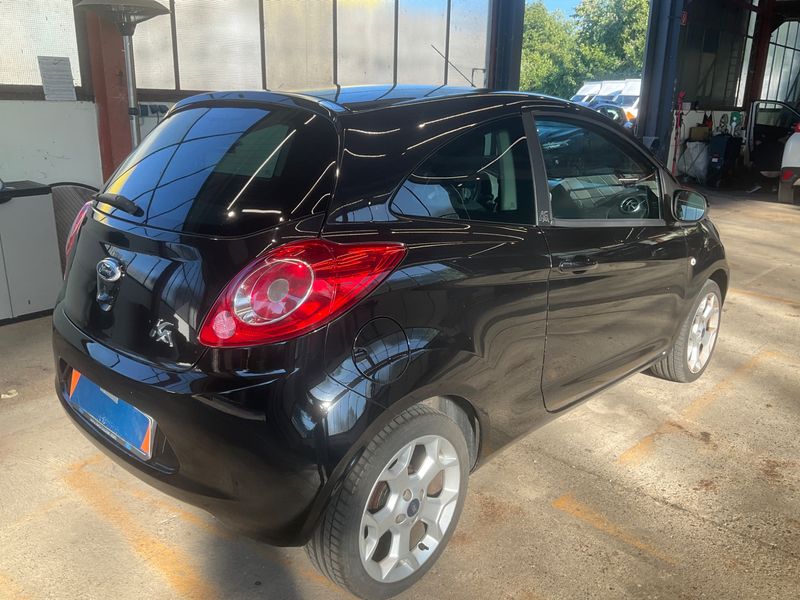 Ford Ka 1.2 Titanium — zdjęcie 2