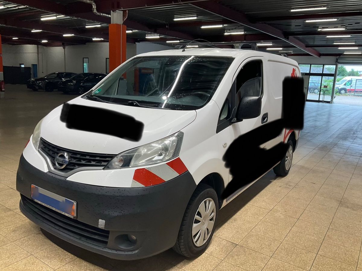 Nissan NV200 2015
