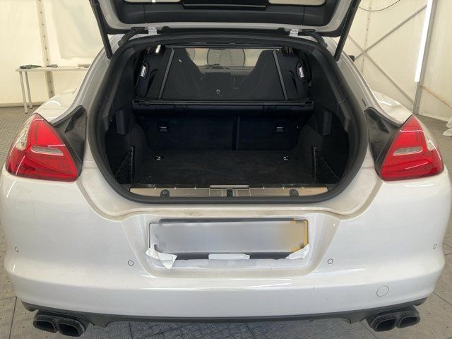 Porsche Panamera GTS — zdjęcie 10