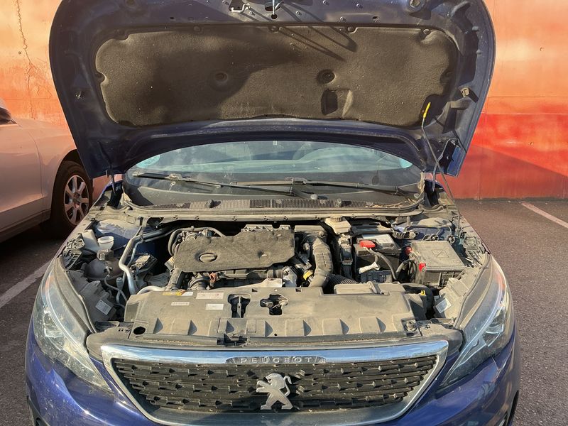 Peugeot 308 1.5 Blue-HDi Active — zdjęcie 8