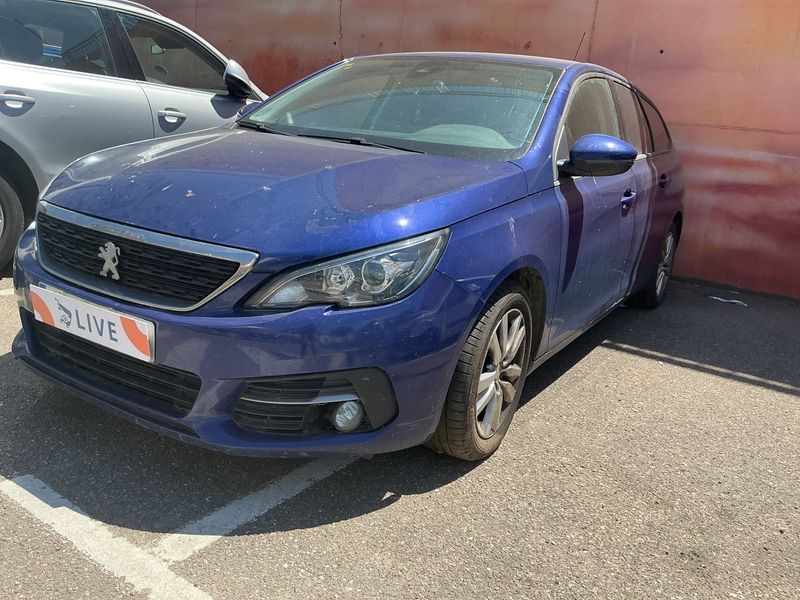 Peugeot 308 1.5 Blue-HDi Active — zdjęcie 1