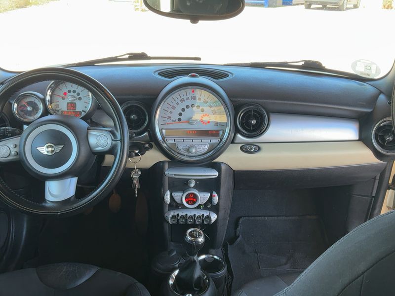 MINI Cabrio Cooper — zdjęcie 12