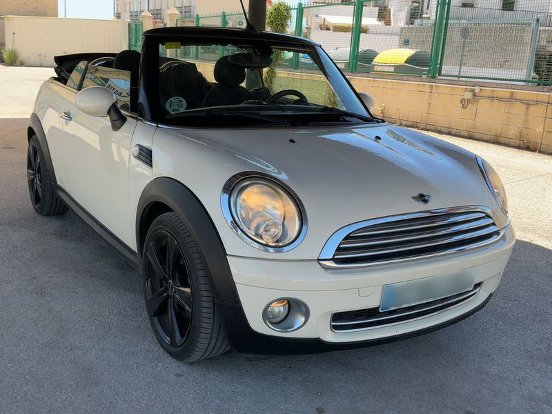 MINI Cabrio Cooper — zdjęcie 8