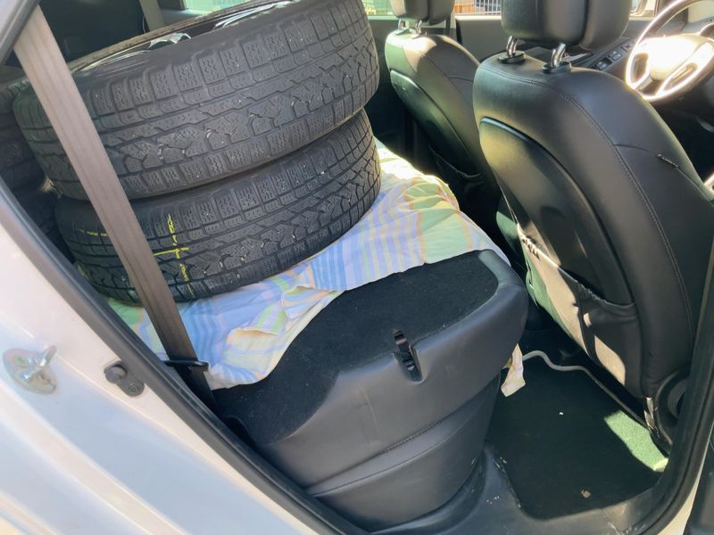 Hyundai ix35 1.6 FIFA World Cup Edition 2WD — zdjęcie 14