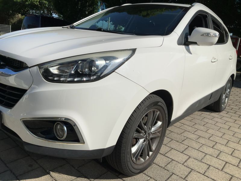 Hyundai ix35 1.6 FIFA World Cup Edition 2WD — zdjęcie 2