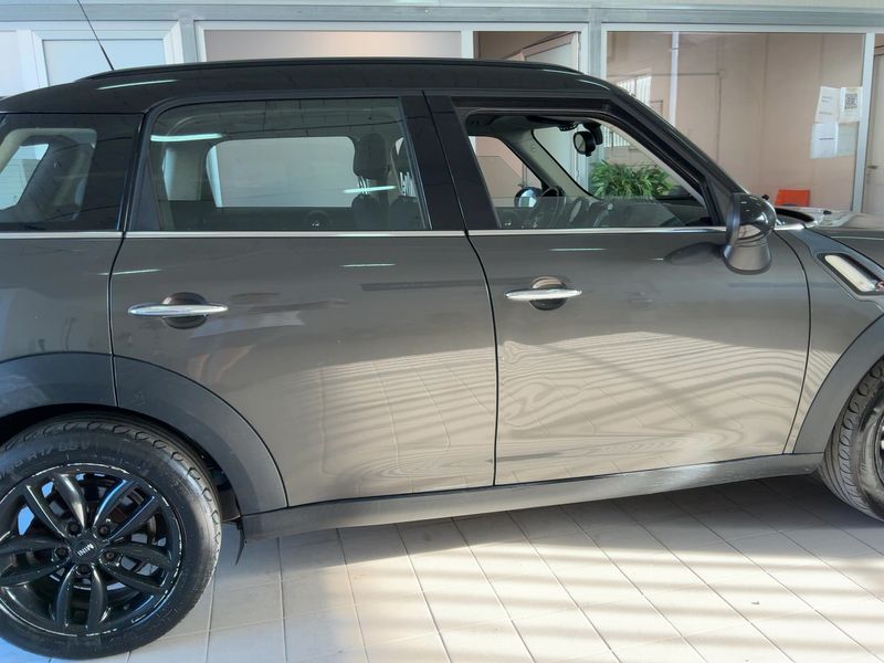 MINI Countryman Cooper SD — zdjęcie 7