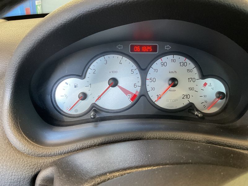 Peugeot 206 1.4 Grand Filou Cool — zdjęcie 4