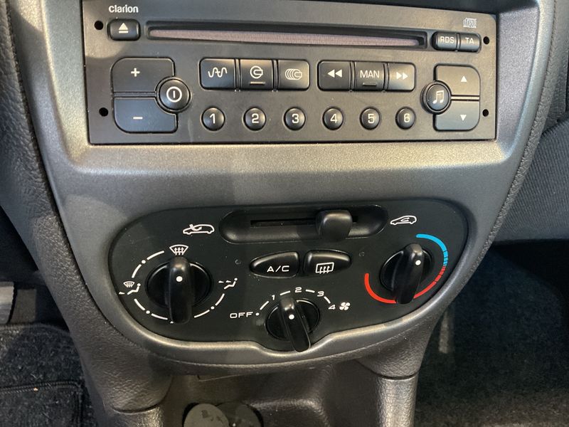 Peugeot 206 1.4 Grand Filou Cool — zdjęcie 6