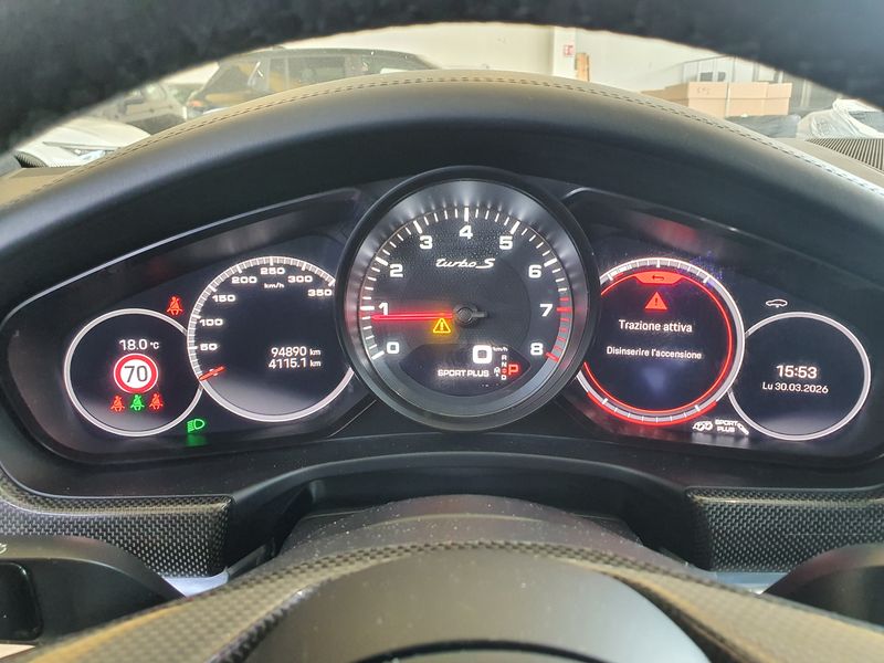 Porsche Panamera Turbo S — zdjęcie 12