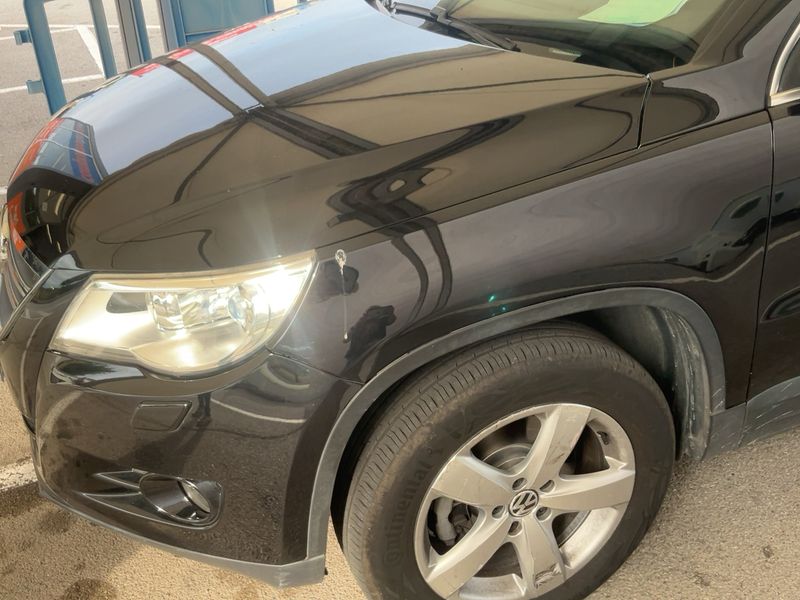 Volkswagen Tiguan 2.0 TDI 4Motion — zdjęcie 2