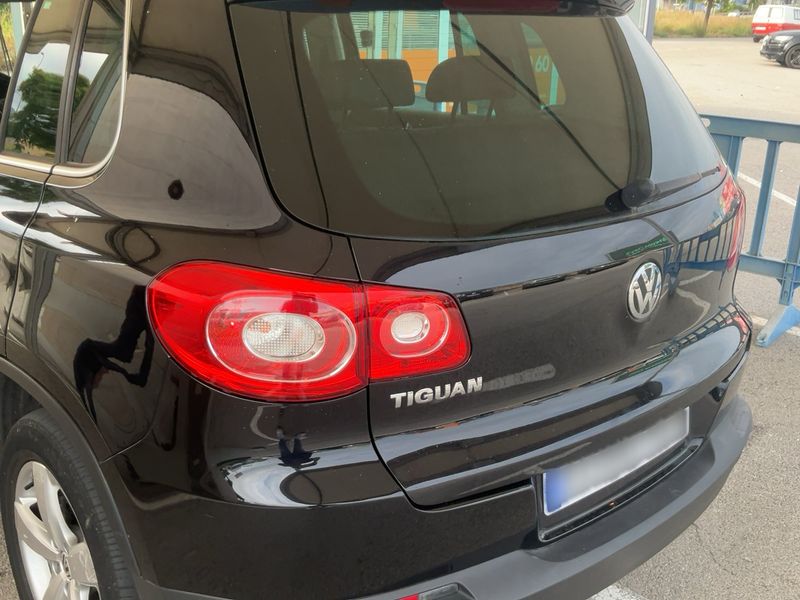 Volkswagen Tiguan 2.0 TDI 4Motion — zdjęcie 3