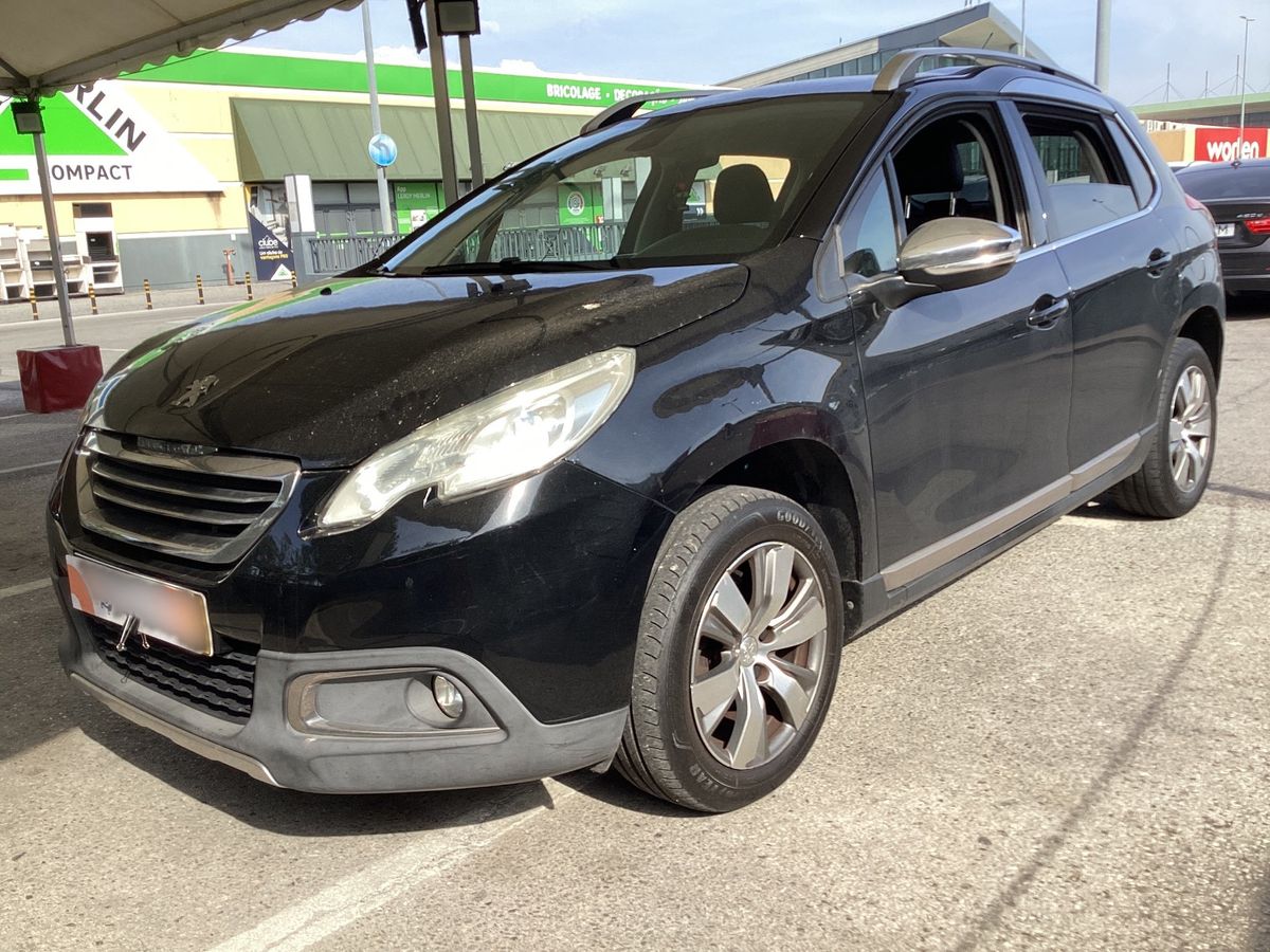 Peugeot 2008 2015 — photo 1