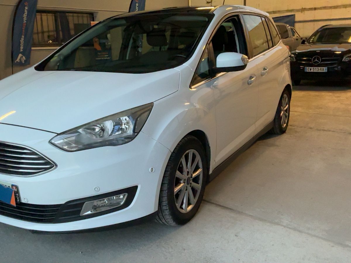 Ford Grand d'occasion