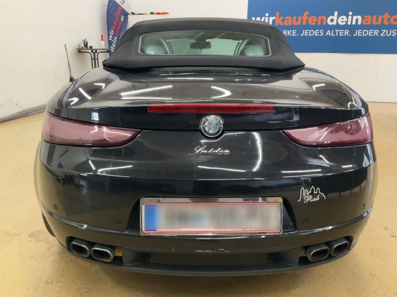 Alfa Romeo Alfa Spider 2.2 JTS — zdjęcie 5