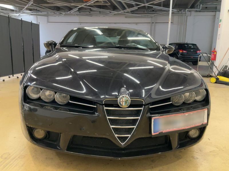 Alfa Romeo Alfa Spider 2.2 JTS — zdjęcie 9