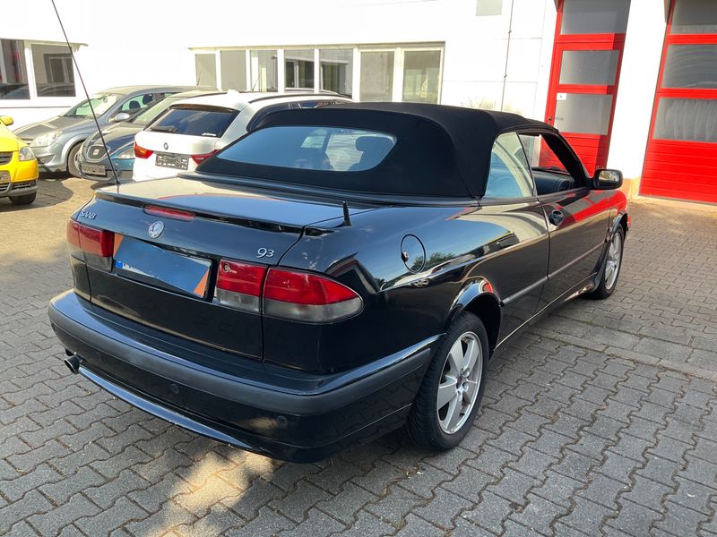 Saab 9-3 2.0 T S — zdjęcie 2