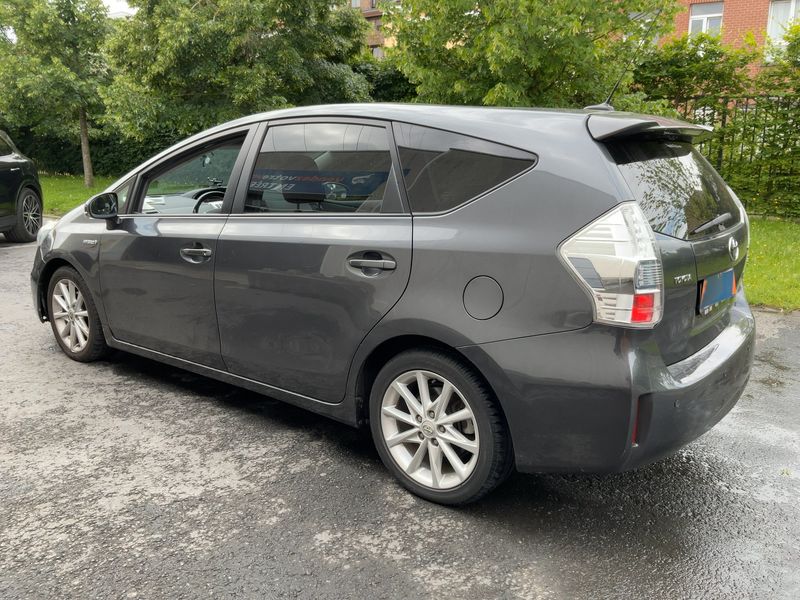Toyota Prius+ 1.8 Lounge — zdjęcie 3