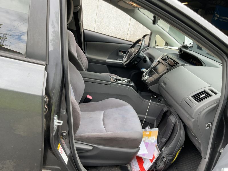 Toyota Prius+ 1.8 Lounge — zdjęcie 11