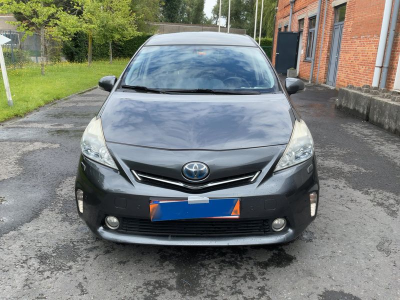Toyota Prius+ 1.8 Lounge — zdjęcie 9