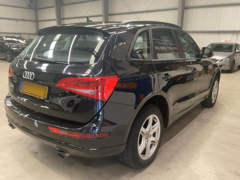 Audi Q5 2.0 TFSI quattro 2009 – снимка 8