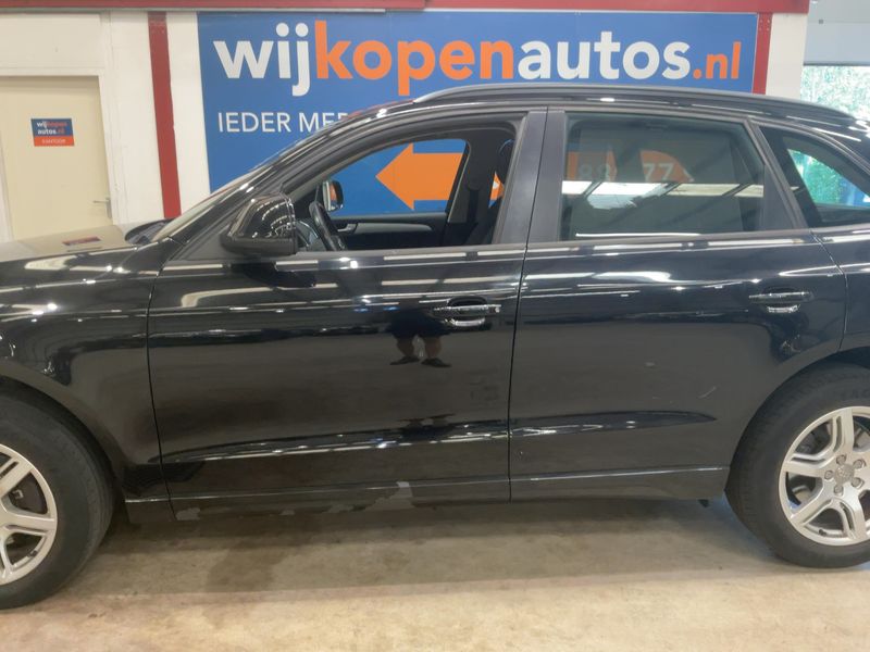 Audi Q5 2.0 TFSI quattro 2009 – снимка 4