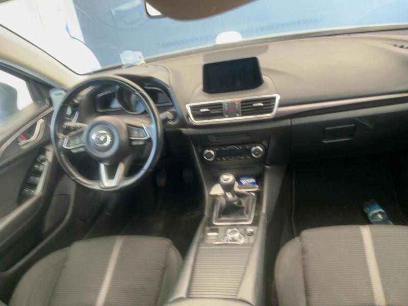 Mazda 3 1.5 Diesel Exceed — zdjęcie 12