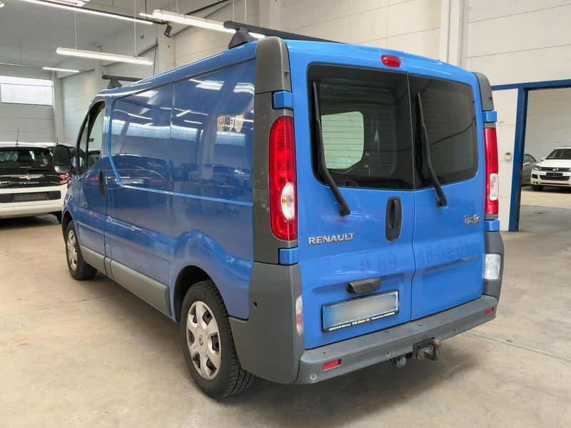 Renault Trafic 2.0 dCi L1H1 2,7t 2012 – снимка 6