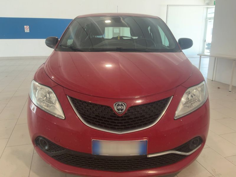 Lancia Ypsilon 1.2 Silver — zdjęcie 9