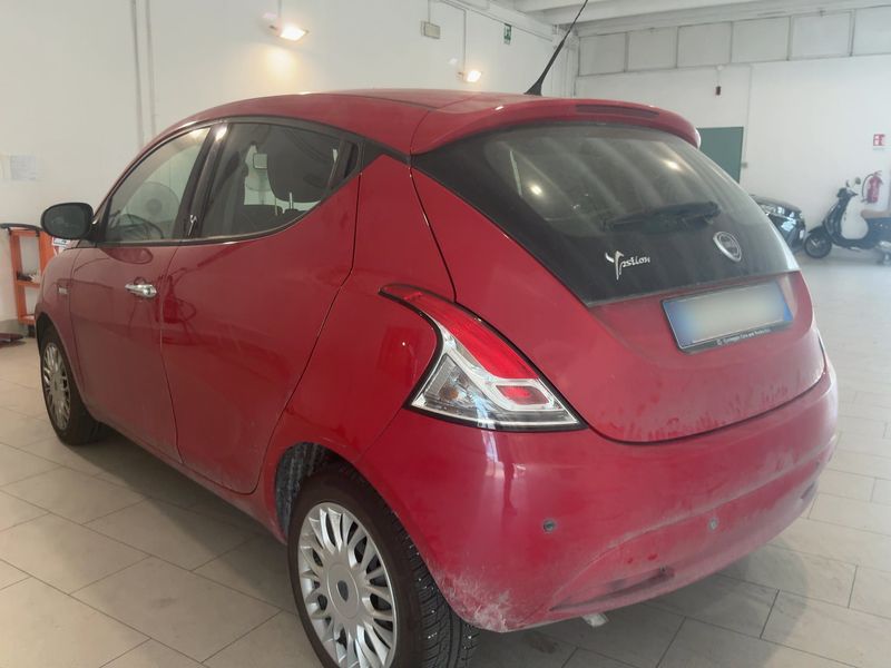 Lancia Ypsilon 1.2 Silver — zdjęcie 3