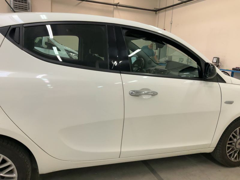 Lancia Ypsilon 1.2 Gold — zdjęcie 7
