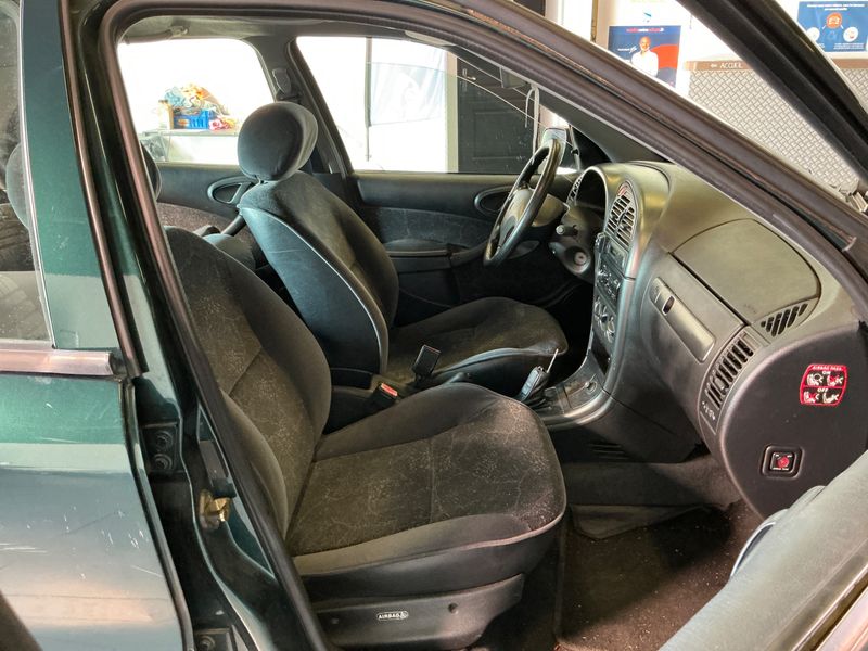 Citroen Xsara 1.8 Exclusive — zdjęcie 3