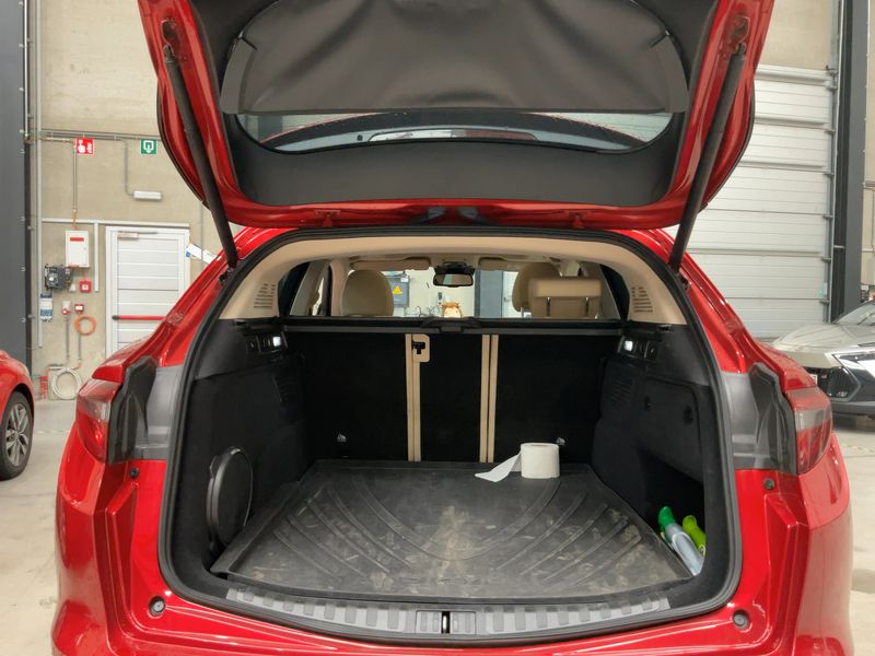Alfa Romeo Stelvio 2.2 JTDM 6C Villa d'Este Q4 — zdjęcie 10
