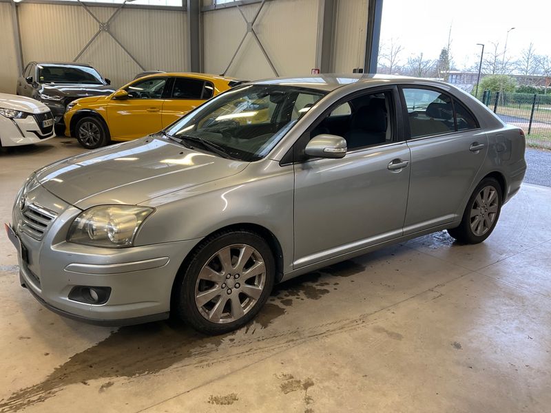 Avensis 2.0 D-4D Techno