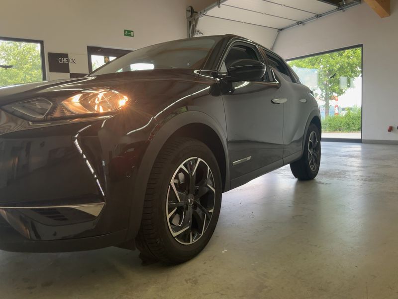 DS Automobiles DS3 Crossback 1.2 PureTech So Chic — zdjęcie 2