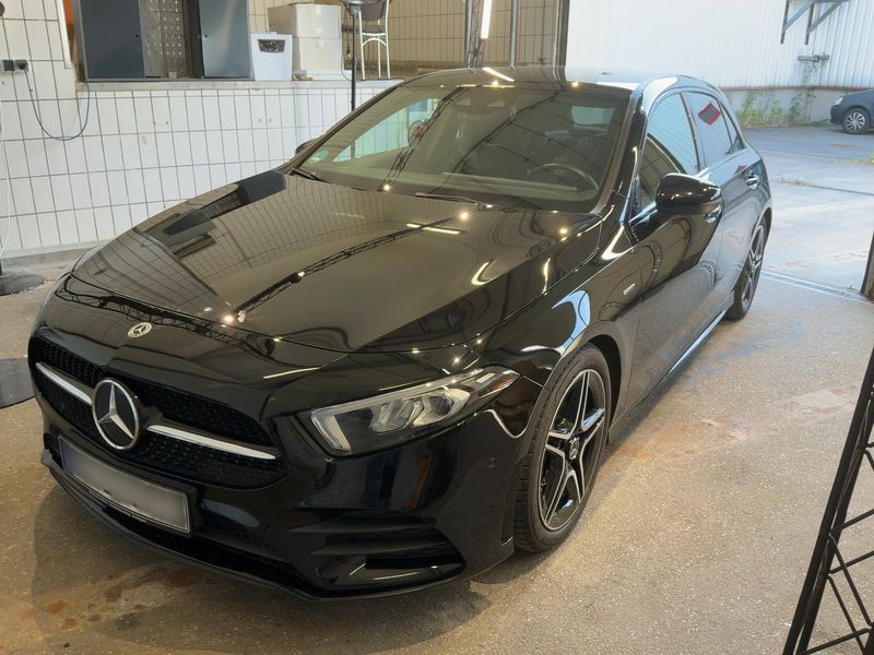 Mercedes-Benz A-Klasse A 180 Edition 2020 AMG Line 2020 – снимка 1