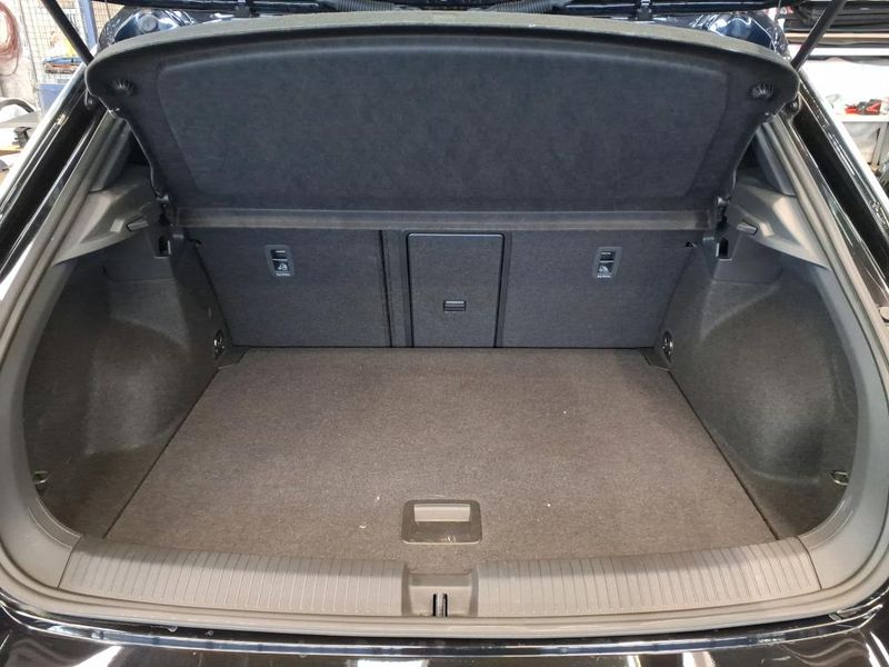 Volkswagen T-Roc 1.0 TSI R-Line — zdjęcie 20