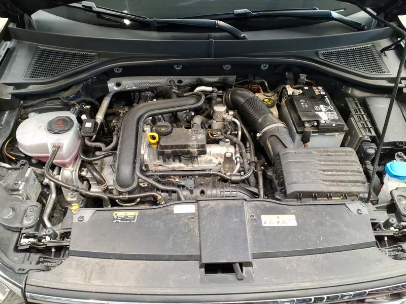 Volkswagen T-Roc 1.0 TSI R-Line — zdjęcie 8