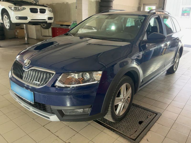 Skoda Octavia 2.0 TDI Scout 4x4 2015 – снимка 2
