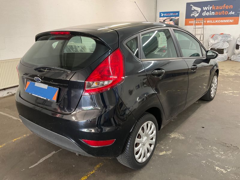 Ford Fiesta 1.25 Trend 2010 – снимка 2