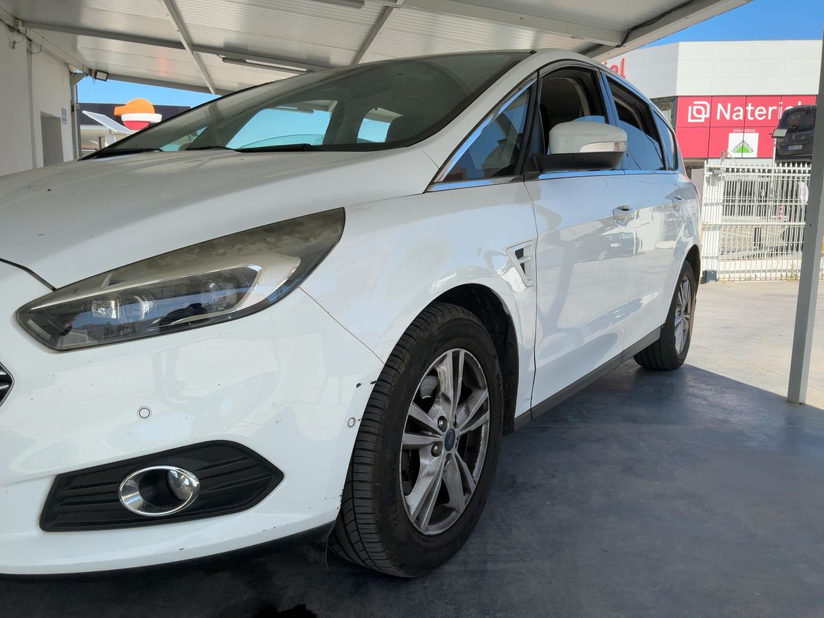 Ford S-Max d'occasion
