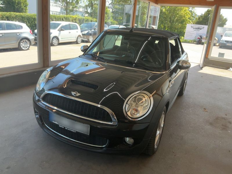 MINI Cabrio