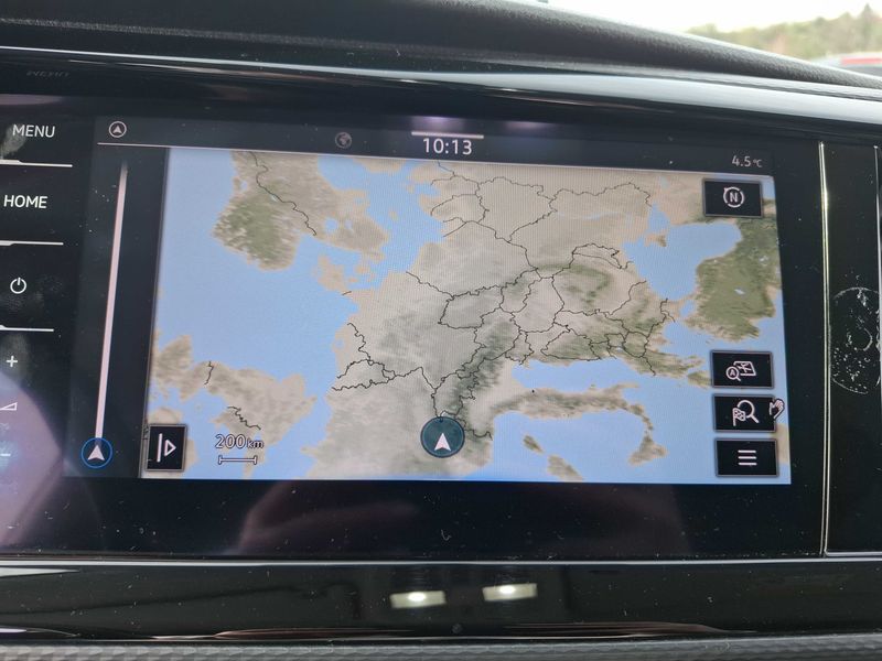Volkswagen T6 Transporter 2.0 TDI Kasten 4Motion — zdjęcie 13