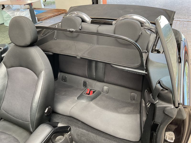 MINI Cabrio Cooper — zdjęcie 14